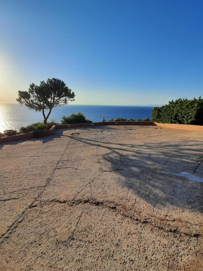 Apartmán Villino Vista Mare Costa Paradiso Exteriér fotografie